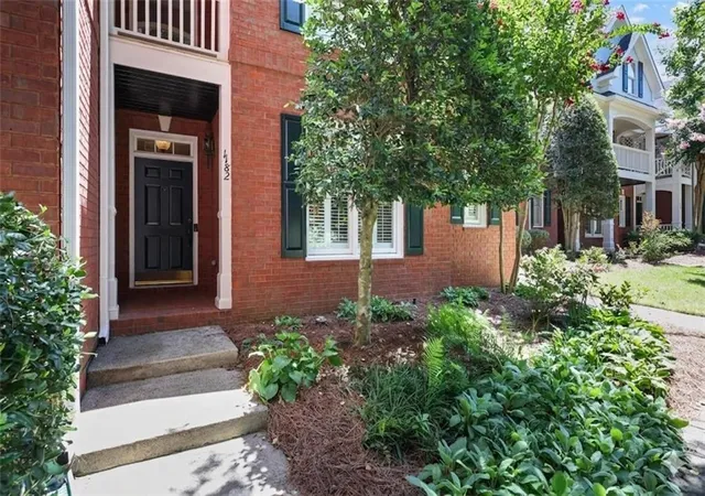 Photo 2 of Sale Pending at 1182 Brookhaven Glen NE, Brookhaven, GA 30319 | MLS# 7807238 | Listing updated on 2026-08-31