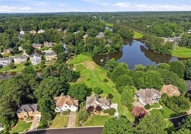 2nd image of 2332 Merrymount Dr, Suwanee, GA 30024 | MLS# 7796361