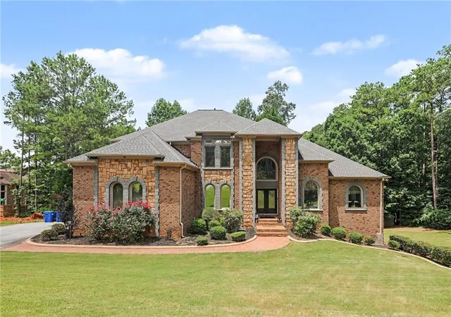 Photo 1 of Sale Pending at 327 Amy Way, Atlanta, GA 30349 | MLS# 7802391 | Listing updated on 2026-09-06