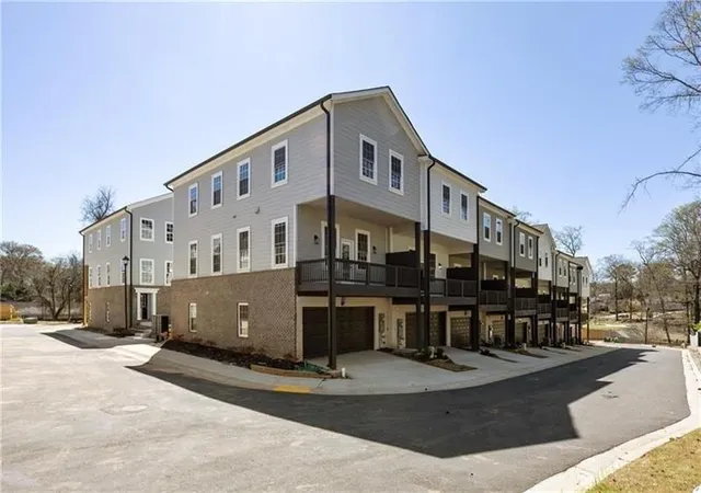 Photo 48 of Townhouse for sale at 3165 Dogwood Dr #104, Atlanta, GA 30354 | MLS# 7720968 | Listing updated on 2026-09-01