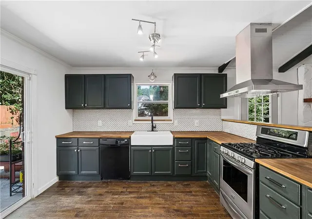 3rd image of 3845 Westmoreland Dr Nw, Kennesaw, GA 30144 | MLS# 7814392