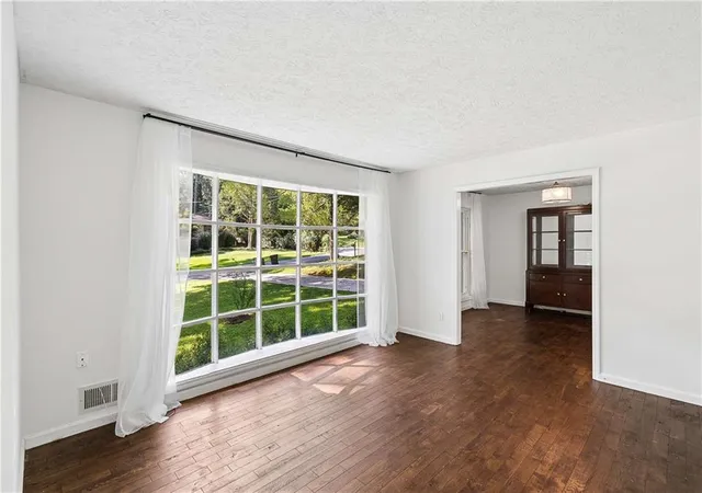 5th image of 3845 Westmoreland Dr Nw, Kennesaw, GA 30144 | MLS# 7814392