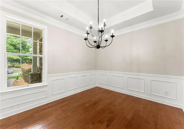 Photo 4 of Single family home for sale at 3230 Indian Hawthorne Ridge, Gainesville, GA 30504 | MLS# 7763771 | Listing updated on 2026-08-16