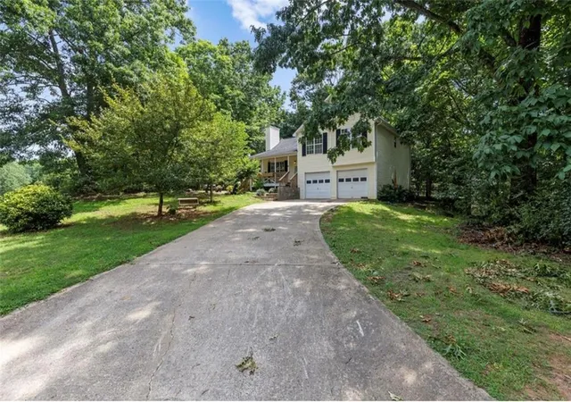 2nd image of 7130 Bristol Trl, Cumming, GA 30028 | MLS# 7788180