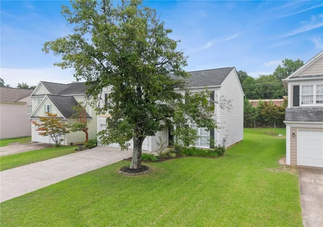 Photo 3 of Single family home for sale at 3230 Binghampton Ln, Lawrenceville, GA 30044 | MLS# 7808106 | Listing updated on 2026-09-19