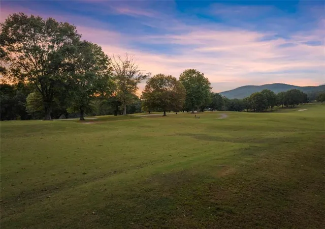 4th image of 526 Orchard Dr, Clarkesville, GA 30523 | MLS# 7804620