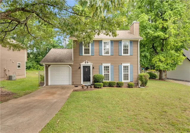 Homes for sale in Snellville, GA | 3547 Chinaberry Ln, Snellville, GA 30039 | MLS# 7765873
