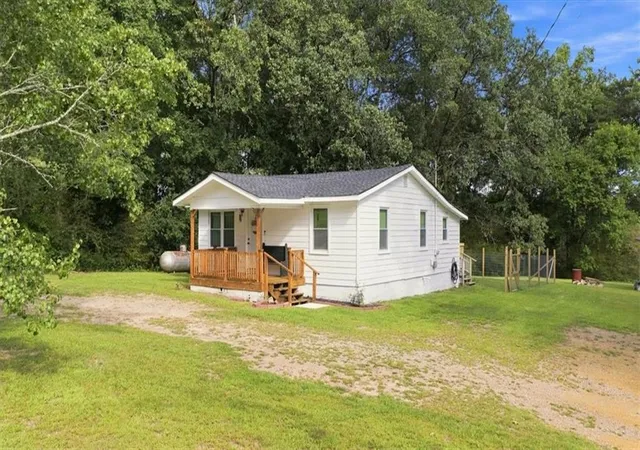 2nd image of 1352 Collard Valley Rd, Cedartown, GA 30125 | MLS# 7817499