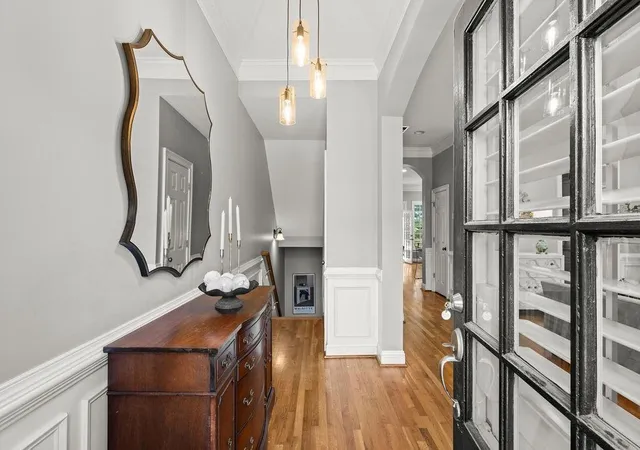 Photo 2 of Townhouse for sale at 594 Parkside Village, Marietta, GA 30060 | MLS# 7751398 | Listing updated on 2026-09-17