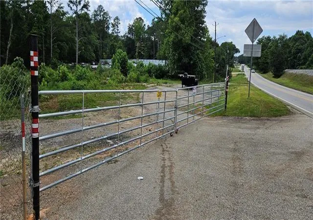 Photo 4 of Land for sale at 14971 Veterans Memorial Hwy, Villa Rica, GA 30180 | MLS# 7783254 | Listing updated on 2026-10-23