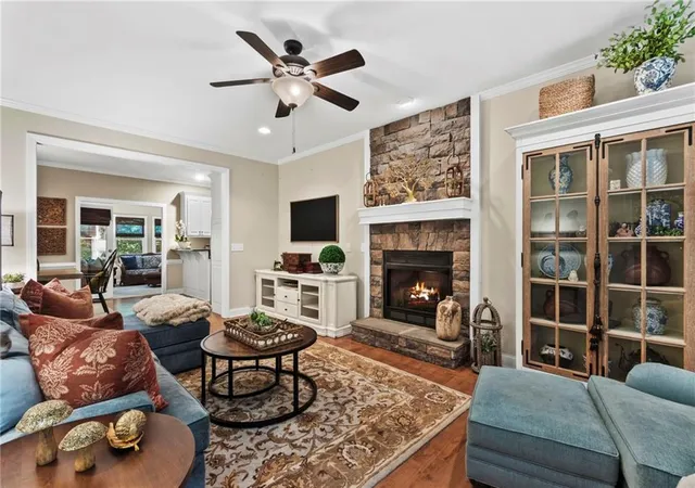 2nd image of 1556 Tamarack Dr, Jasper, GA 30143 | MLS# 7795692