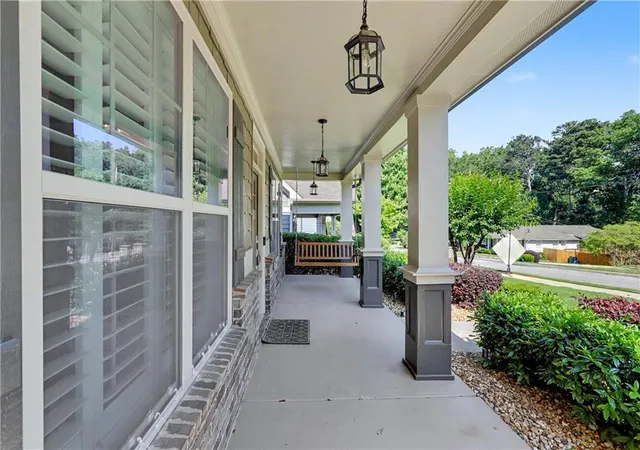5th image of 990 Turner Dr Se, Smyrna, GA 30080 | MLS# 7775740