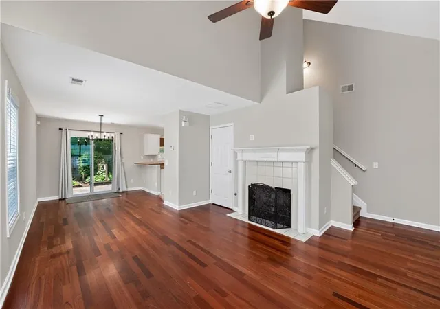 Photo 3 of Single family home for sale at 514 Parkstone Ln, Woodstock, GA 30189 | MLS# 7814502 | Listing updated on 2026-09-07