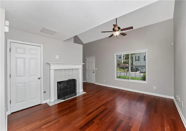 Photo 4 of Single family home for sale at 514 Parkstone Ln, Woodstock, GA 30189 | MLS# 7814502 | Listing updated on 2026-09-07