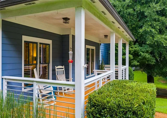 2nd image of 1320 Arnold Ave Ne, Atlanta, GA 30324 | MLS# 7808237