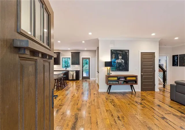 Photo 3 of Sale Pending at 1320 Arnold Ave Ne, Atlanta, GA 30324 | MLS# 7808237 | Listing updated on 2026-10-01