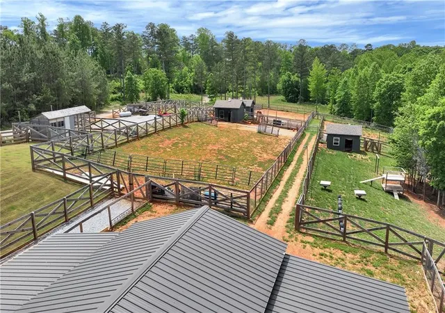 Photo 2 of Sale Pending at 173 Beck Ln, Dawsonville, GA 30534 | MLS# 7770194 | Listing updated on 2026-10-19