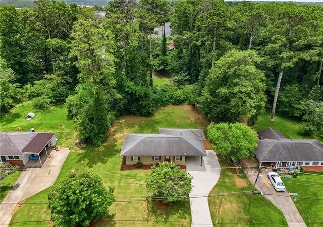 Homes for sale in Kennesaw, GA | 2269 Lakewood Dr Nw, Kennesaw, GA 30152 | MLS# 7793276