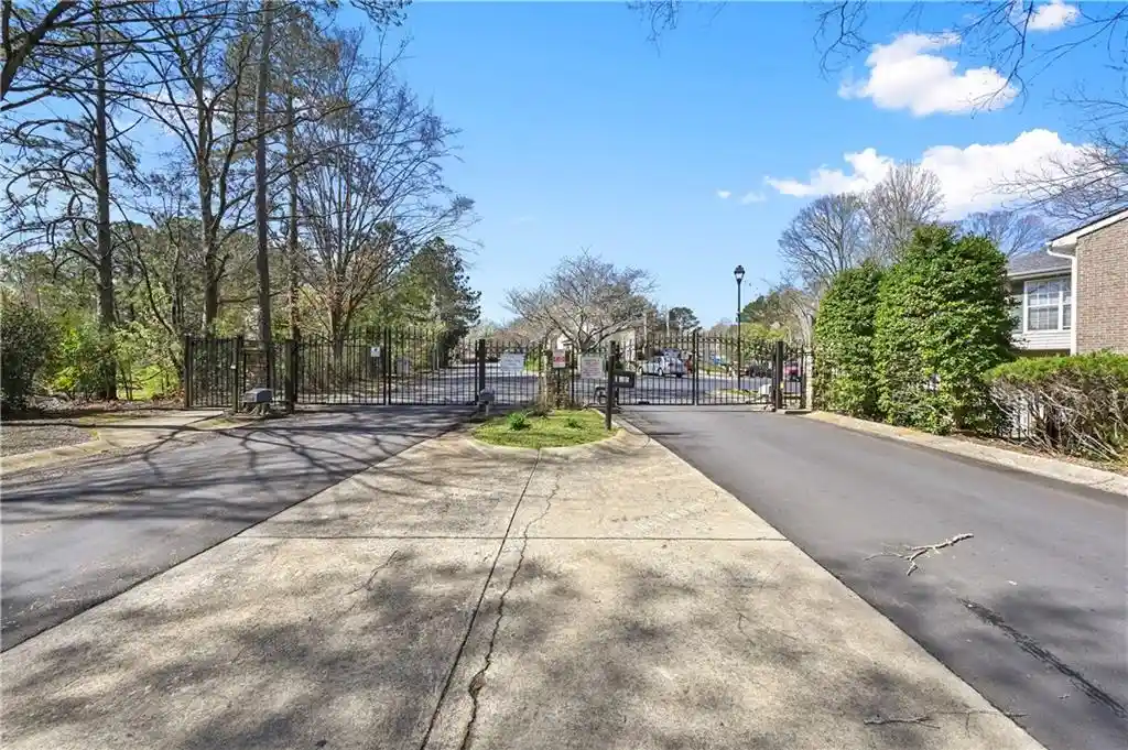 Listing Photo 28 - Condo for sale in 1166 Booth Rd SW located at 1166 Booth Rd SW, Marietta, GA 30008 - Unit #306