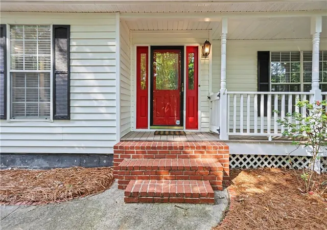2nd image of 5620 Orouke Rd, Sugar Hill, GA 30518 | MLS# 7813604