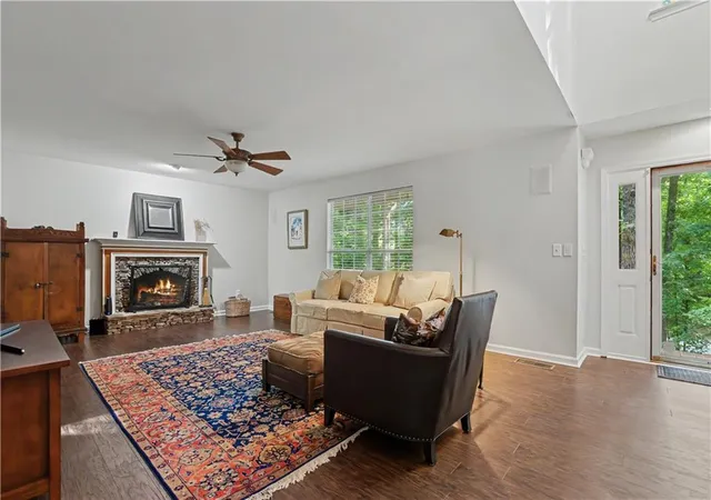 4th image of 5620 Orouke Rd, Sugar Hill, GA 30518 | MLS# 7813604