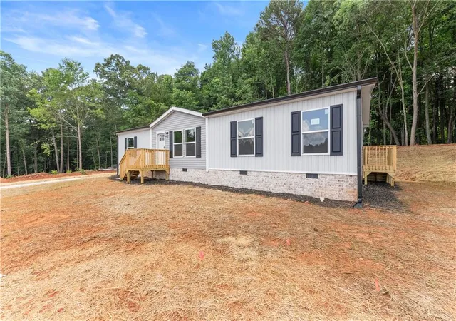 3rd image of 6708 Eastwind Dr, Lula, GA 30554 | MLS# 7787272