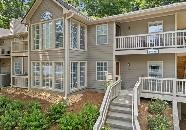Homes for sale in Smyrna, GA | 808 Country Park Dr Se, Smyrna, GA 30080 | MLS# 7800847