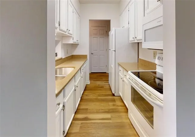 Photo 2 of Condo for sale at 300 Johnson Ferry Rd Ne #B409, Sandy Springs, GA 30328 | MLS# 7828741 | Listing updated on 2026-08-28