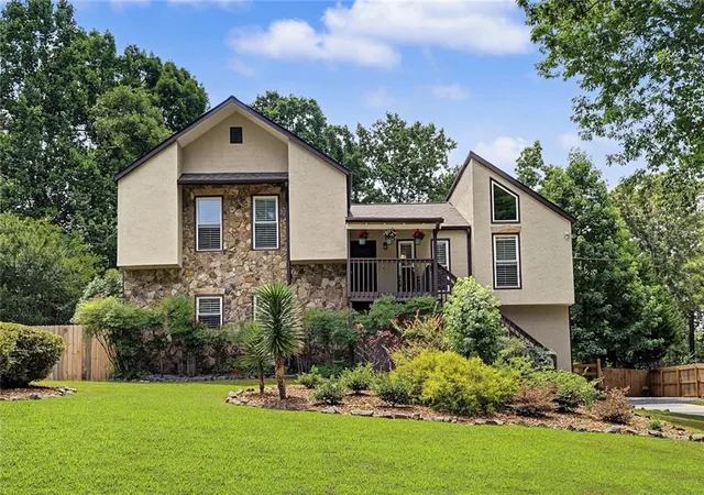 Homes for sale in Woodstock, GA | 154 W Putnam Ferry Rd, Woodstock, GA 30189 | MLS# 7797529