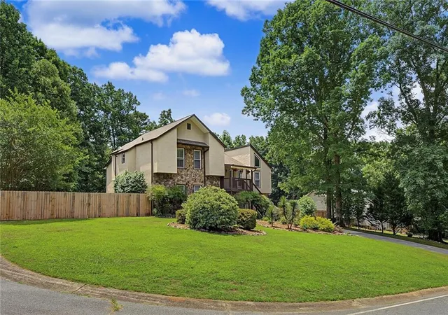 Homes for sale in Woodstock, GA | 154 W Putnam Ferry Rd, Woodstock, GA 30189 | MLS# 7797529