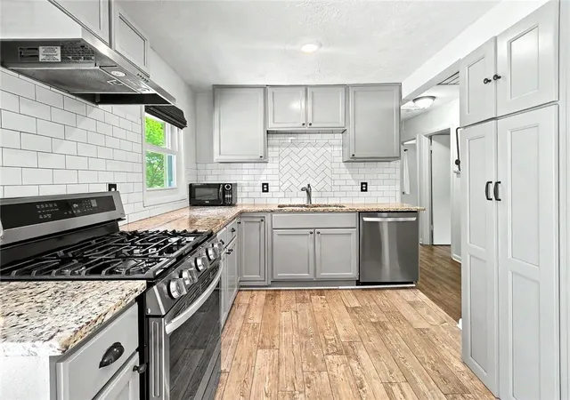 Photo 3 of Single family home for sale at 273 Norton Cir SE, Smyrna, GA 30082 | MLS# 7778650 | Listing updated on 2026-09-02