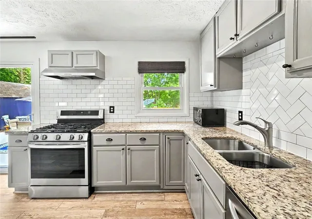 Photo 4 of Single family home for sale at 273 Norton Cir SE, Smyrna, GA 30082 | MLS# 7778650 | Listing updated on 2026-09-02