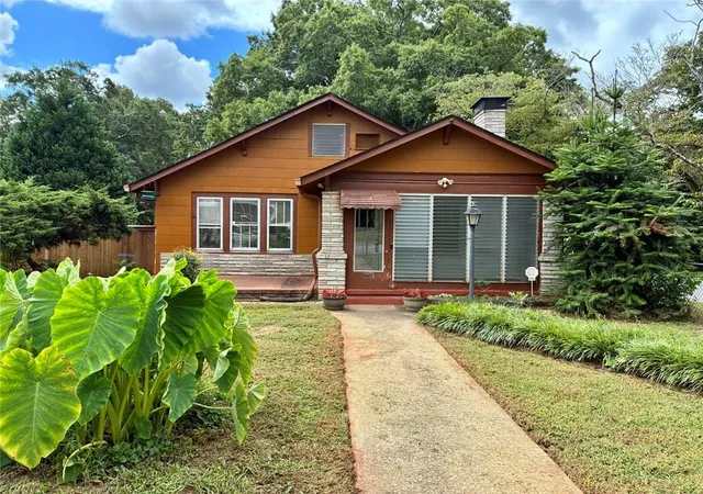 1st image of 1012 Sw Birch St Sw, Atlanta, GA 30310 | MLS# 7815686