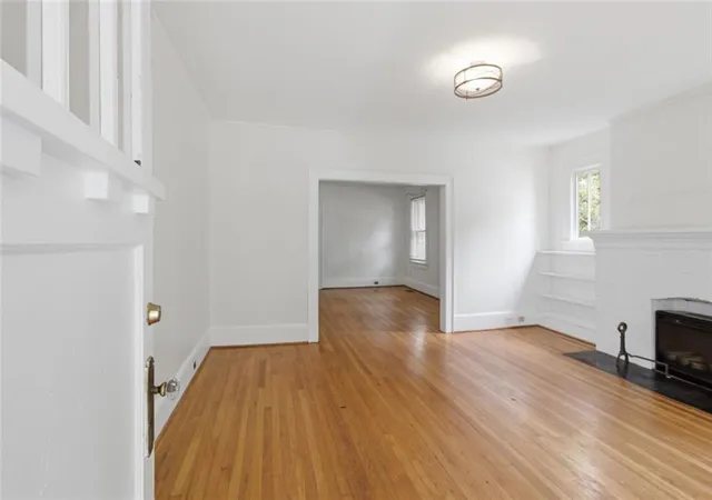 5th image of 1012 Sw Birch St Sw, Atlanta, GA 30310 | MLS# 7815686