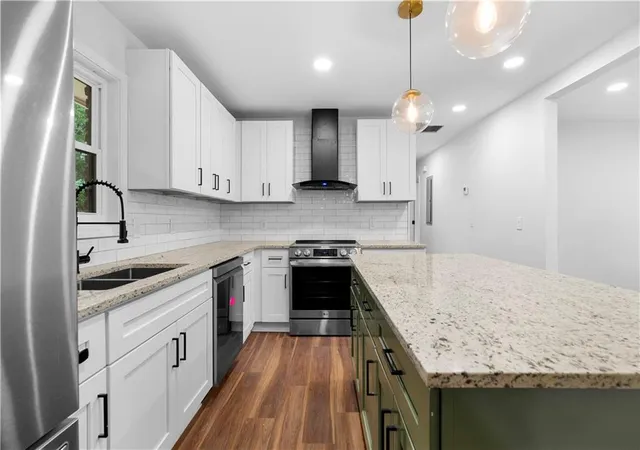 Photo 3 of Single family home for sale at 5270 Longmeadow Ln, Atlanta, GA 30349 | MLS# 7800706 | Listing updated on 2026-09-29