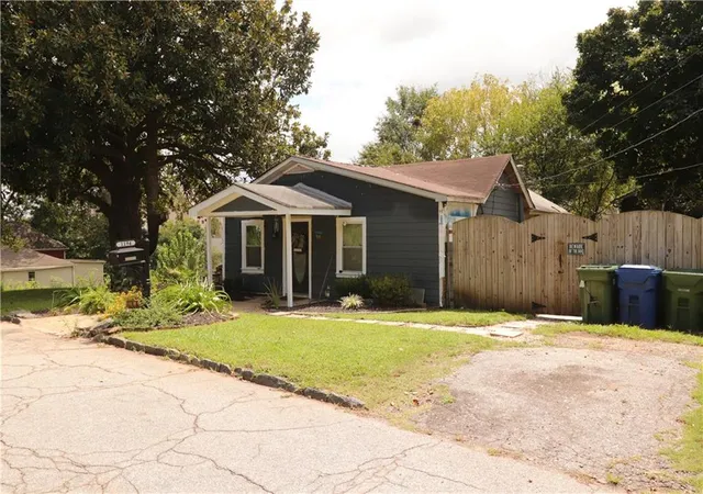 3rd image of 1194 Warfield St Nw, Atlanta, GA 30318 | MLS# 7635622