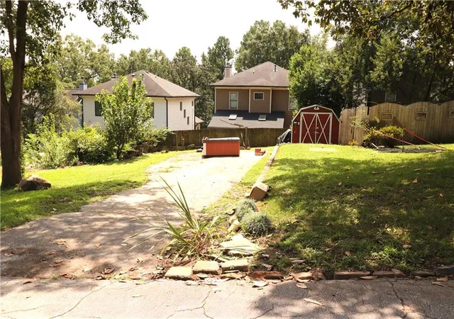 4th image of 1194 Warfield St Nw, Atlanta, GA 30318 | MLS# 7635622