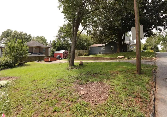 6th image of 1194 Warfield St Nw, Atlanta, GA 30318 | MLS# 7635622