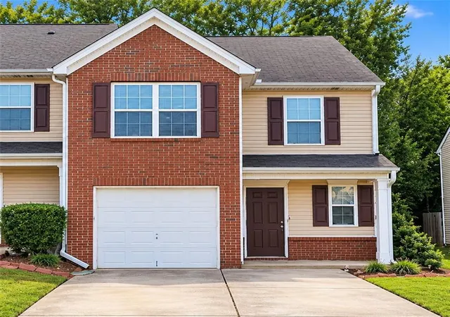 Townhouse for sale at 1686 Little Crk Dr, Lawrenceville, GA 30045 | MLS# 7860117