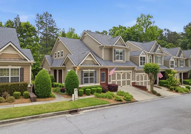 Photo 2 of Condo for sale at 1945 Brannon Cmns Cir, Cumming, GA 30041 | MLS# 7766883 | Listing updated on 2026-08-27