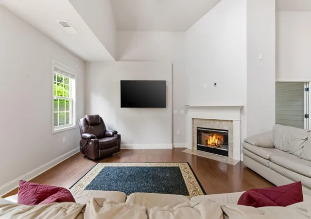 Photo 4 of Condo for sale at 1945 Brannon Cmns Cir, Cumming, GA 30041 | MLS# 7766883 | Listing updated on 2026-09-15