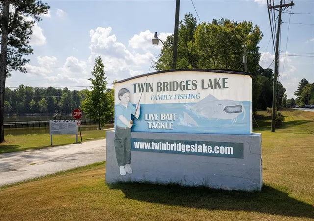 62nd image of 2056 Jordan Knoll Ln, Lawrenceville, GA 30043 | MLS# 7804231