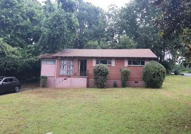 2nd image of 3302 Glenco Dr, Decatur, GA 30032 | MLS# 7799712