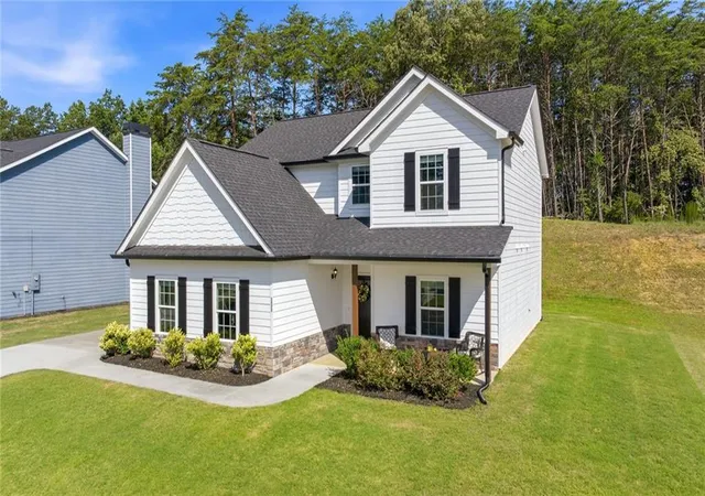 Homes for sale in Lula, GA | 6353 Woodland Station Dr, Lula, GA 30554 | MLS# 7802129