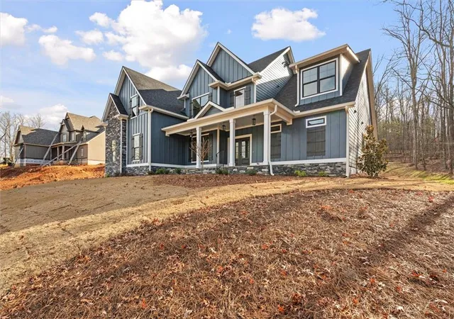 Homes for sale in Carrollton, GA | 157 West Lake Blvd, Carrollton, GA 30116 | MLS# 7675208