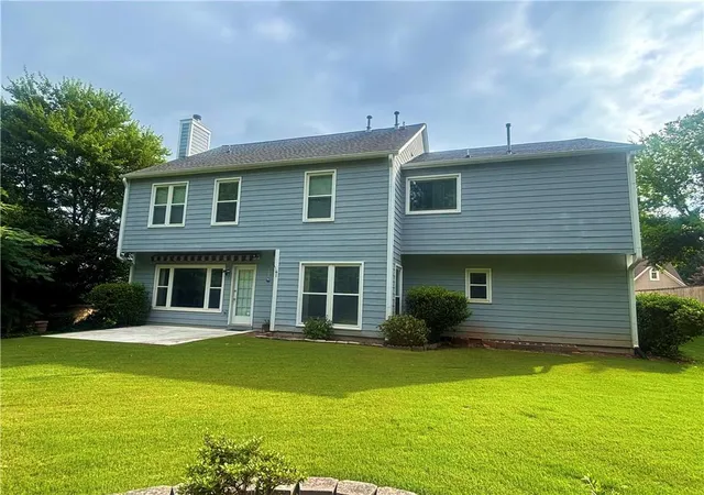 2nd image of 2203 Loudon Ln, Kennesaw, GA 30152 | MLS# 7732695