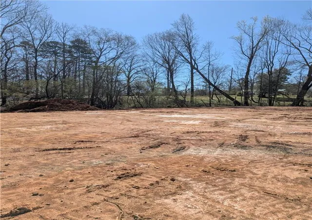 Photo 3 of Sale Pending at 6145 Grindle Rd, Cumming, GA 30041 | MLS# 7490072 | Listing updated on 2026-05-18