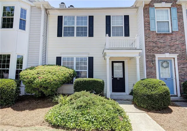Photo 1 of Sale Pending at 62 Highoak Dr Ne #3, Marietta, GA 30066 | MLS# 7784426 | Listing updated on 2026-08-27