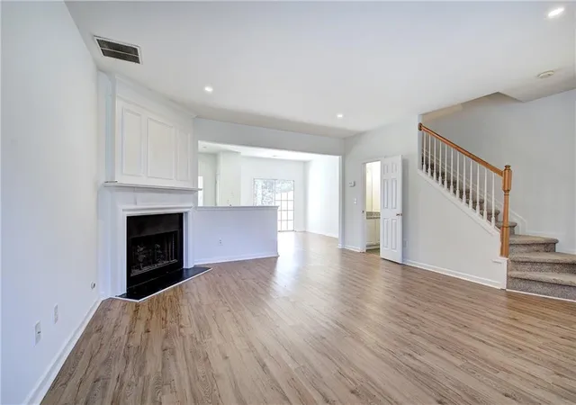 Photo 3 of Sale Pending at 62 Highoak Dr NE #3, Marietta, GA 30066 | MLS# 7784426 | Listing updated on 2026-08-27