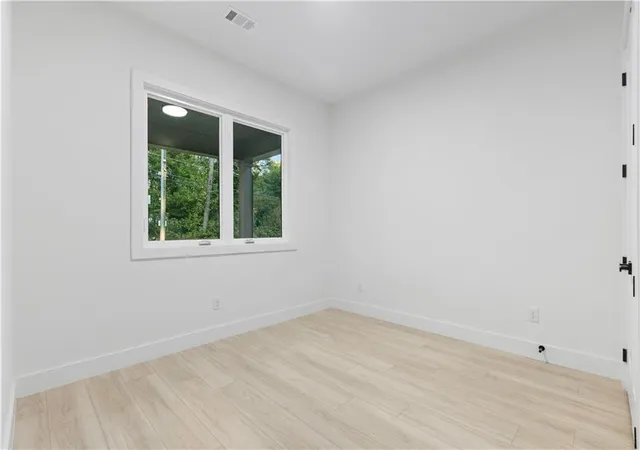 5th image of 171 Honeysuckle Cir, Lawrenceville, GA 30046 | MLS# 7777519